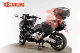 HONDA FORZA 750