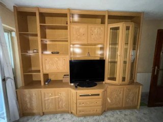 Mueble de salón de madera