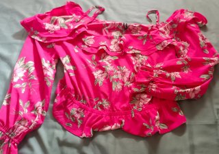 Blusa H&M floral rosa talla L