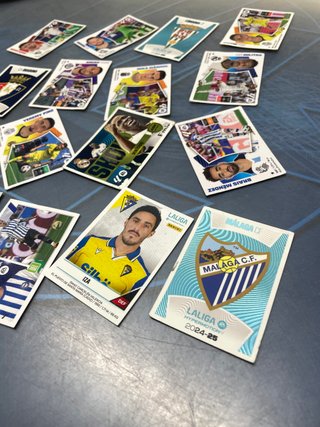 16 cromos panini liga 2024-2025
