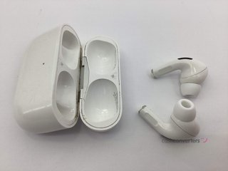 in-ear apple airpods pro