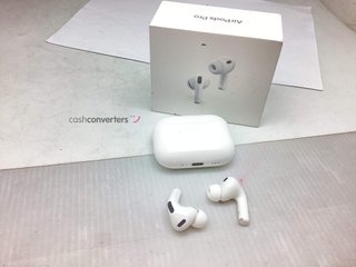 in-ear apple airpods pro 3