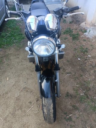Yamaha XJR 1300 Negra