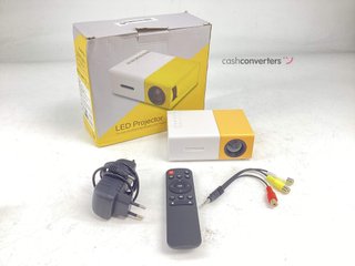 mini proyector generico led projector