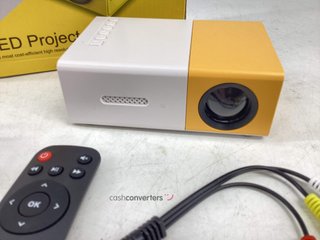 mini proyector generico led projector