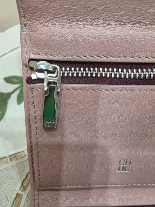 Billetera Carolina Herrera rosa