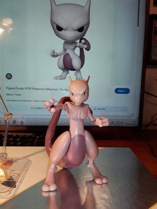 Figura Mewtwo Articulada 15cm
