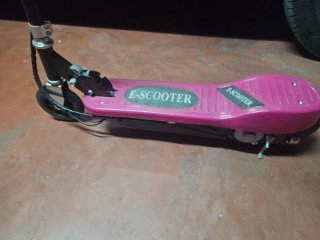 Patinete Eléctrico Infantil Rosa