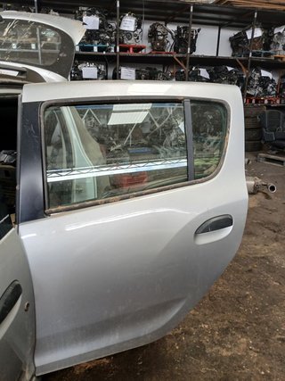 PUERTA TRASERA IZQUIERDA Dacia Sandero II (10.2012->)
