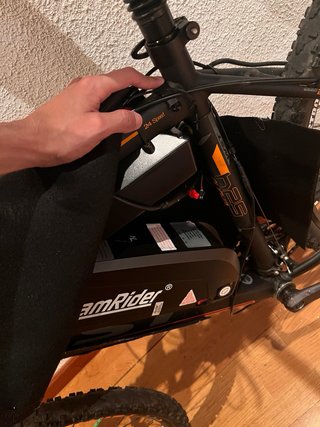 Bicicleta eléctrica 120 km de autonomía máximo.