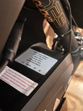 Bicicleta eléctrica 120 km de autonomía máximo.