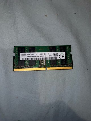 SK hynix 16GB DDR4 2666MHz de Segunda mano por 45 EUR en Madrid