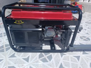 Generador Eléctrico Gasolina DM8500WW