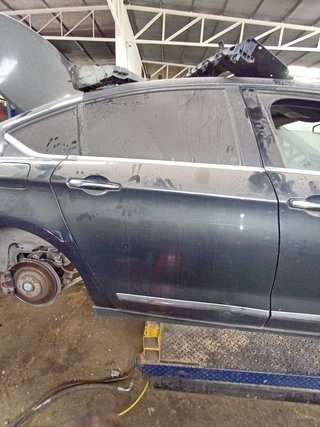 PUERTA TRASERA DERECHA Citroen C5 Berlina (2008->)