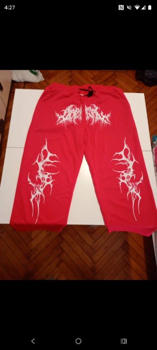 Pantaloni retrò rossi con stampa