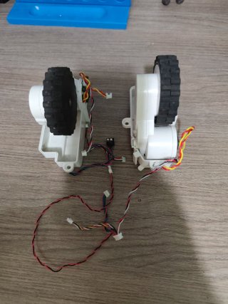 Xiaomi Robot Vacuum Mop 2s - Ruedas Izg/der