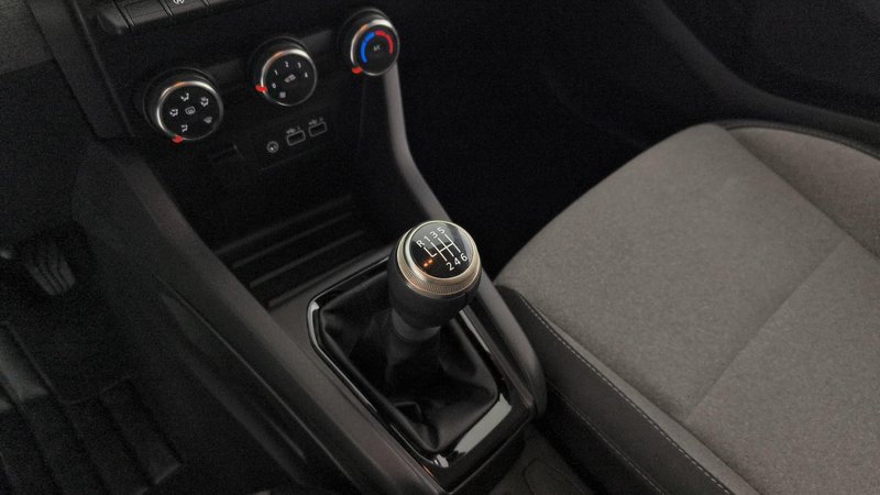Renault Clio evolution dCi 2024, foto 24