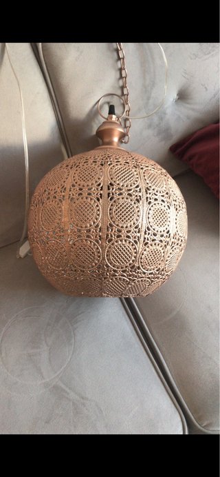 Lámpara esfera metal rose gold diseño oriental