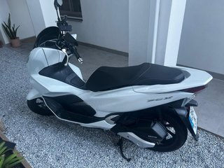 Honda PCX 125 Blanca - Maxi Scooter Muy pocos kms