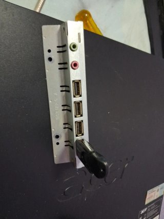 Panel Frontal USB y Audio