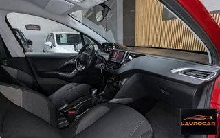PEUGEOT 2008 Style 1.6 BlueHDi 100