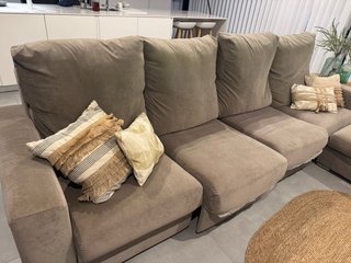 Sofá Chaiselongue 4 plazas gris tostado