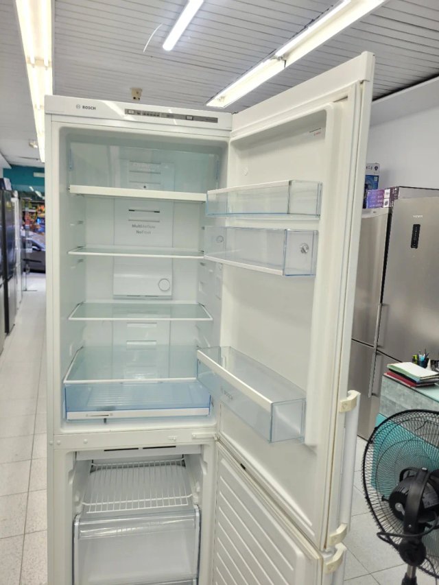 ☆Nevera Bosch Combi 2,Cm Garantía + Entrega☆