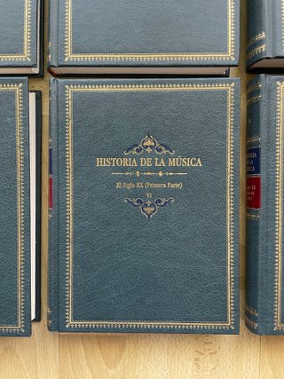 Libros 6 tomos de Historia de la Música