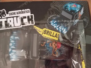 Camión RC Off-Road Ghost Truck
