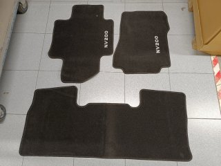 Juego Alfombras Nissan NV200