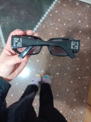 Occhiali Fendi senza custodia