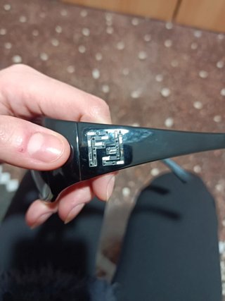 Occhiali Fendi senza custodia