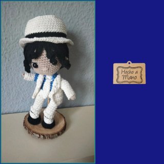 Amigurumi Michael Jackson Articulado hecho a mano