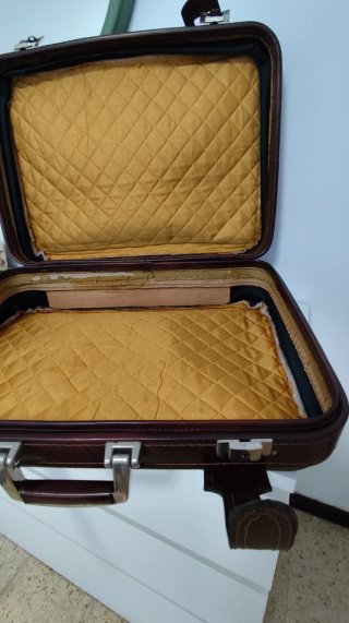 Valija de viaje de cuero