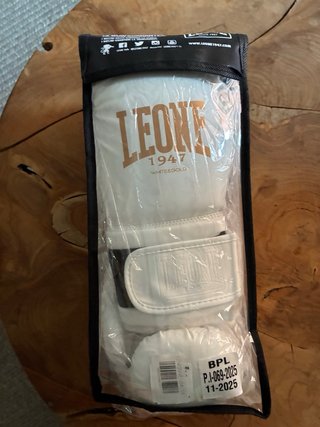 Guantes Leone 1947 White&Gold