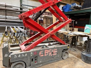 Plataforma Elevadora Eléctrica