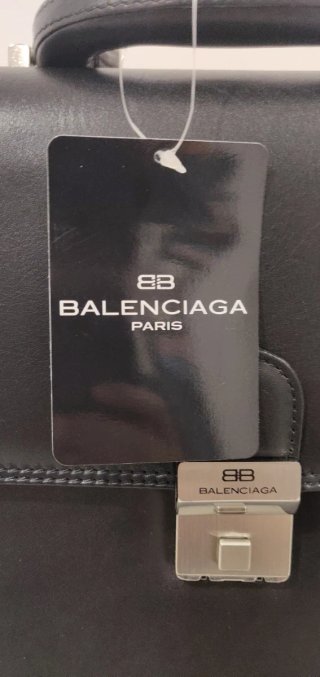 Valigetta in pelle nera Balenciaga