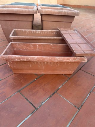 Vendo lote completo de macetas y jardineras