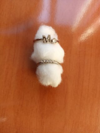 Anillos de plata con detalles