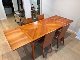 OPORTUNIDAD Mesa Comedor Cerezo + 4 Sillas