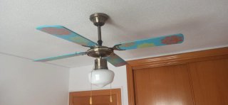 Ventilador de techo decorado