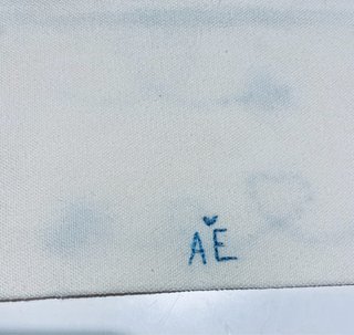 Pochette con api ricamate a mano nuova