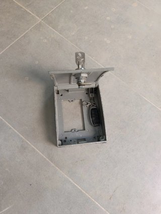 Motor persiana metálica enrollable