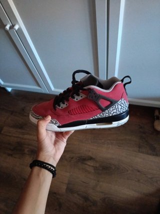 Air Jordan Spizike Low Negro Rojo