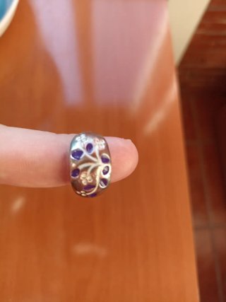 Anillo vintage morado y plateado