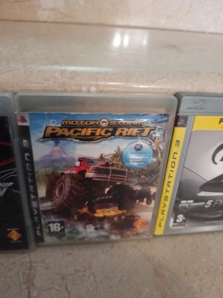 Consola PlayStation 3 + 9 Juegos