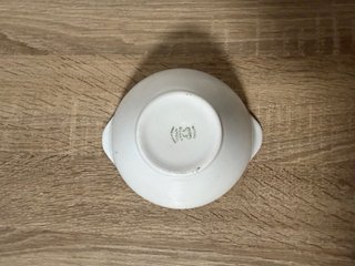 Salsera de porcelana