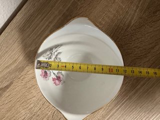 Salsera de porcelana