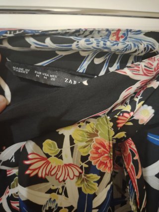 Falda Zara Estampada Flores
