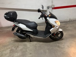 Keeway cityblade 125 blanca. Con 3000km